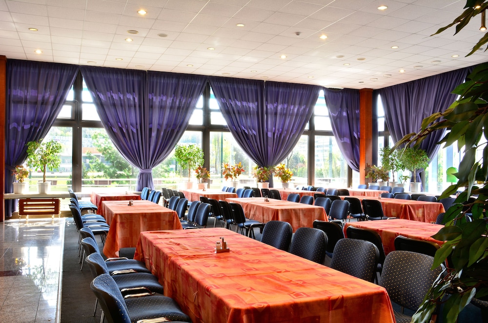Olympik Hotel 39/68