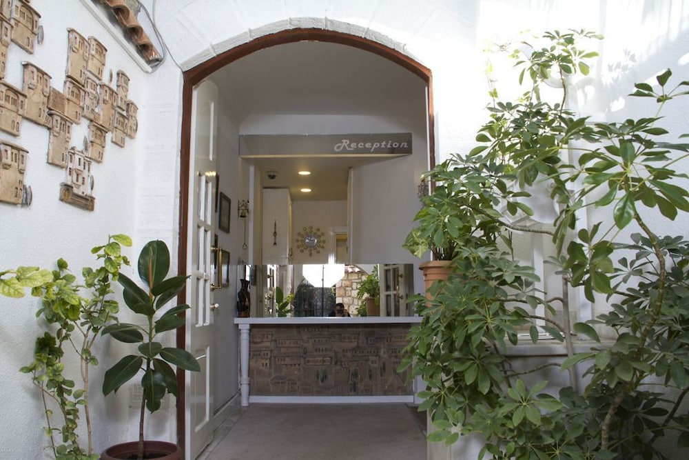 Ozkavak Hotel Kaleici 4/45