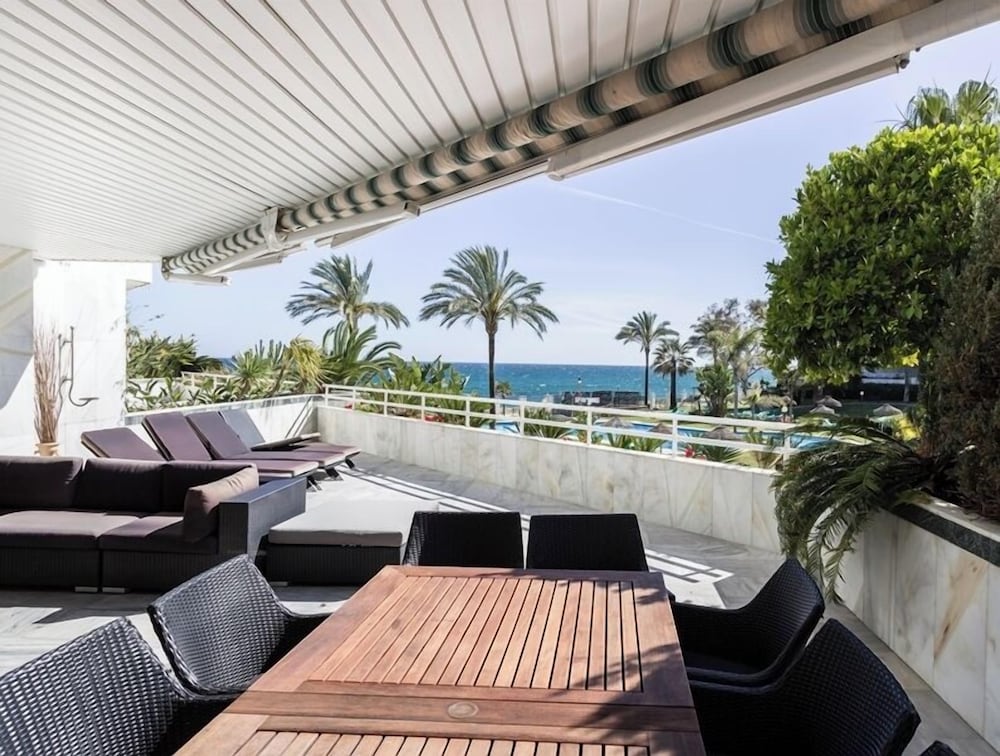Coral Beach Aparthotel 41/77