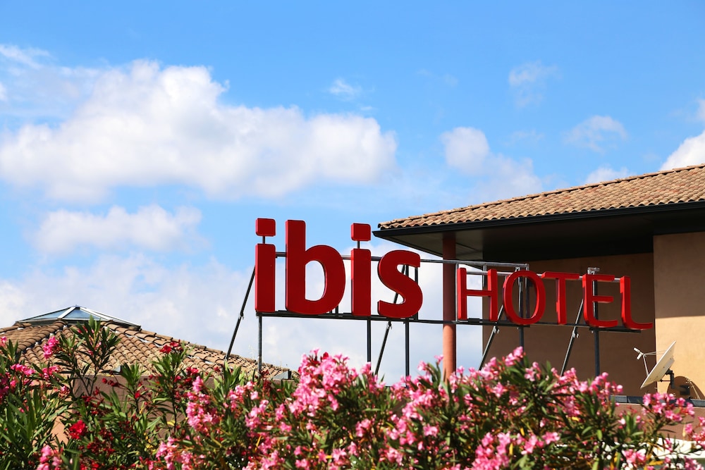 Ibis Aubenas 42/50