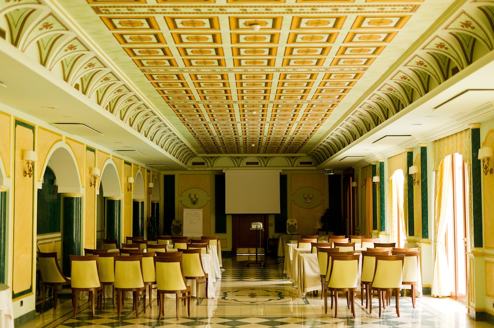 Parco Dei Principi Hotel 42/80
