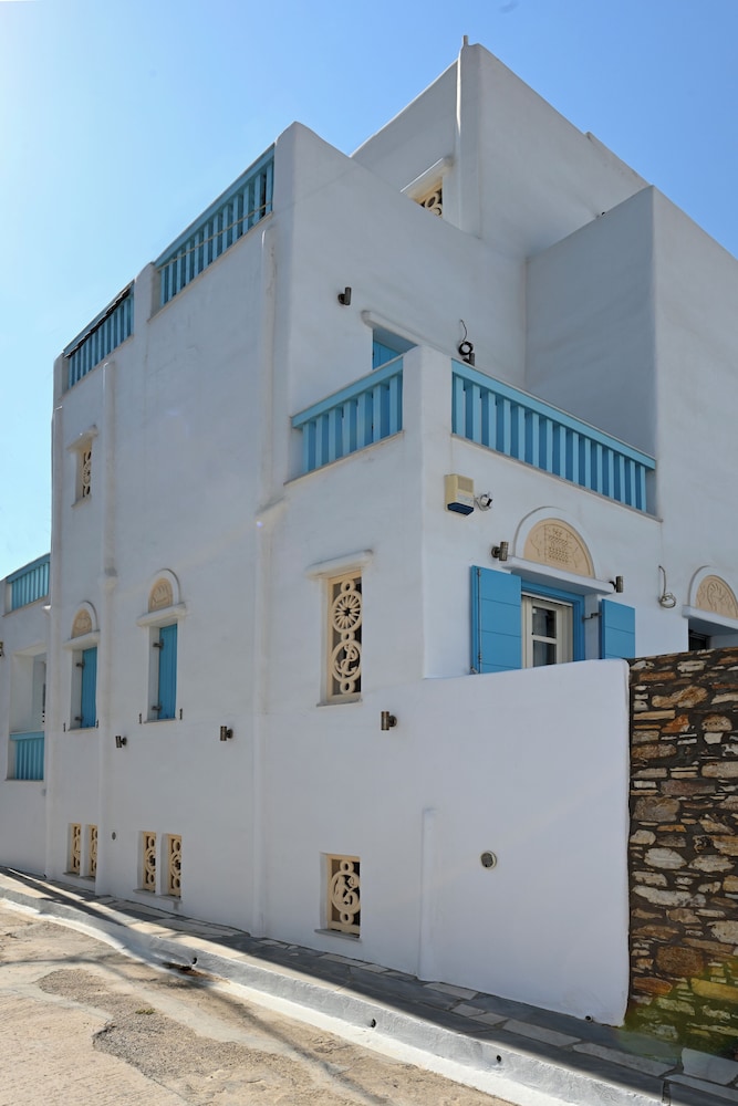 Tinos Aqua Palazzo 5/71