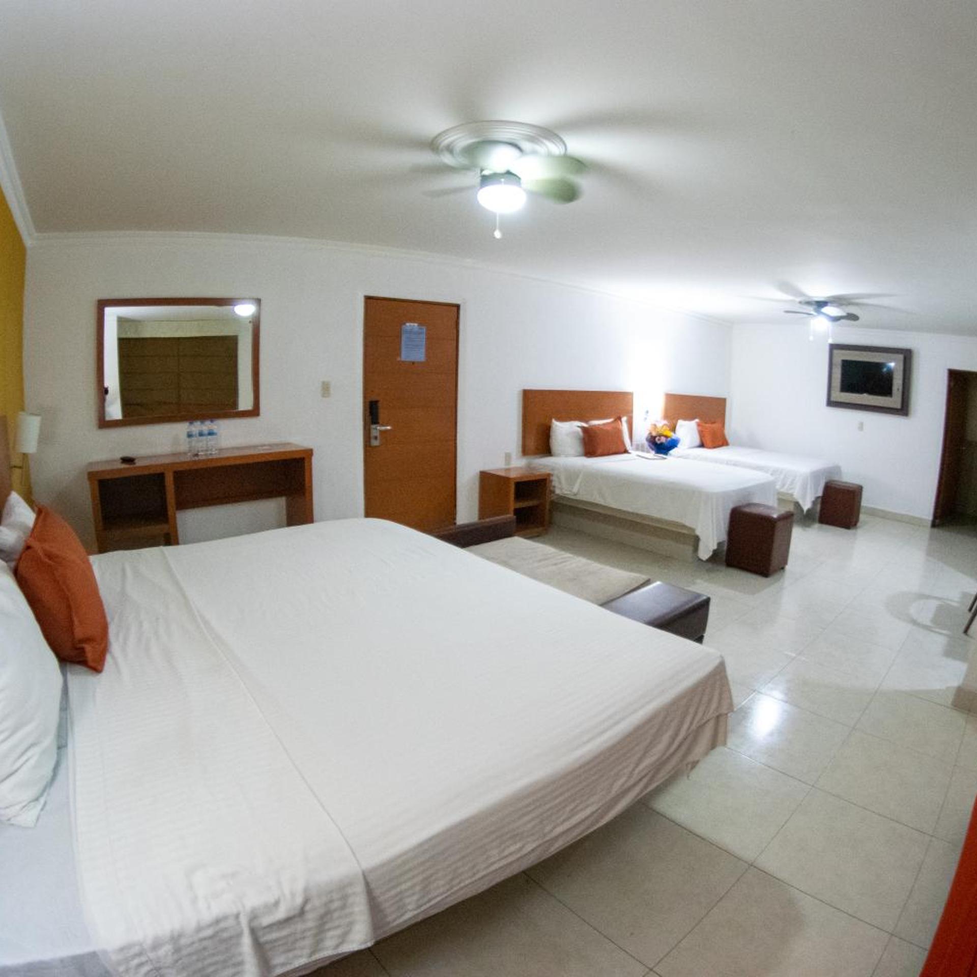 جناح حصري، Hotel Grand River Plaza 9/10