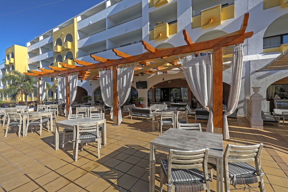 Aparthotel Paladim And Alagoamar 35/50
