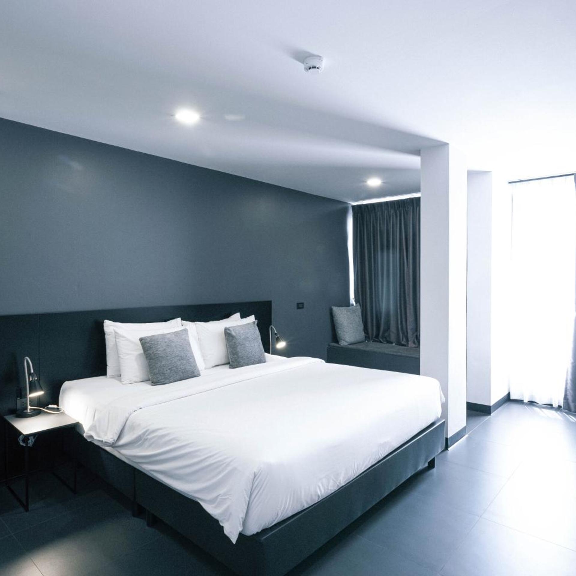 غرفة قياسية بسرير مزدوج، CREW HOTEL 2/9