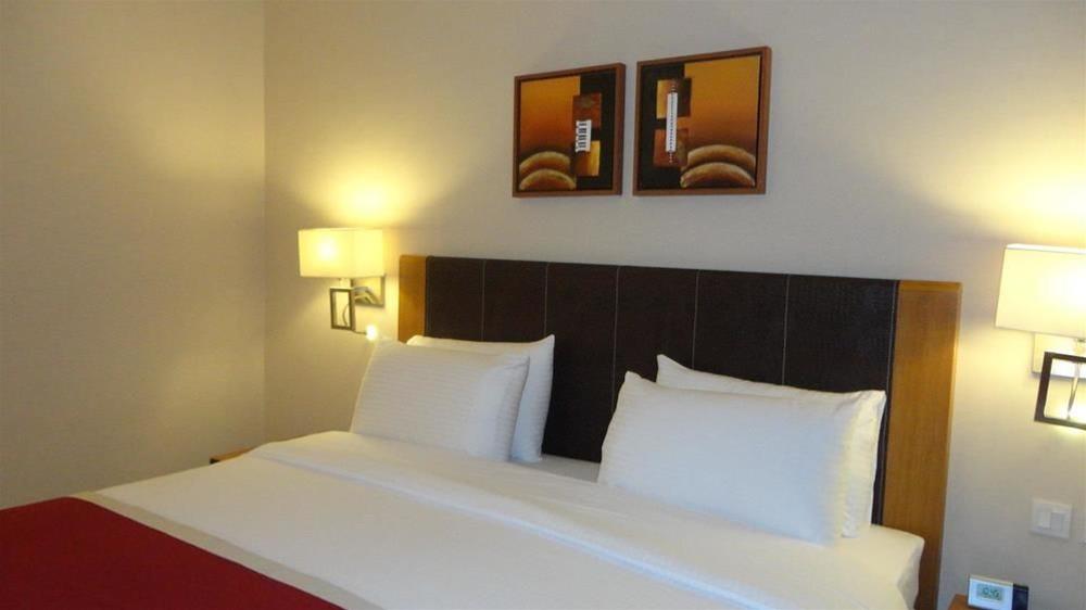 فندق مينا الجبيل سابقا جولدن توليب(Razana Hotel Al Jubail) 28/60