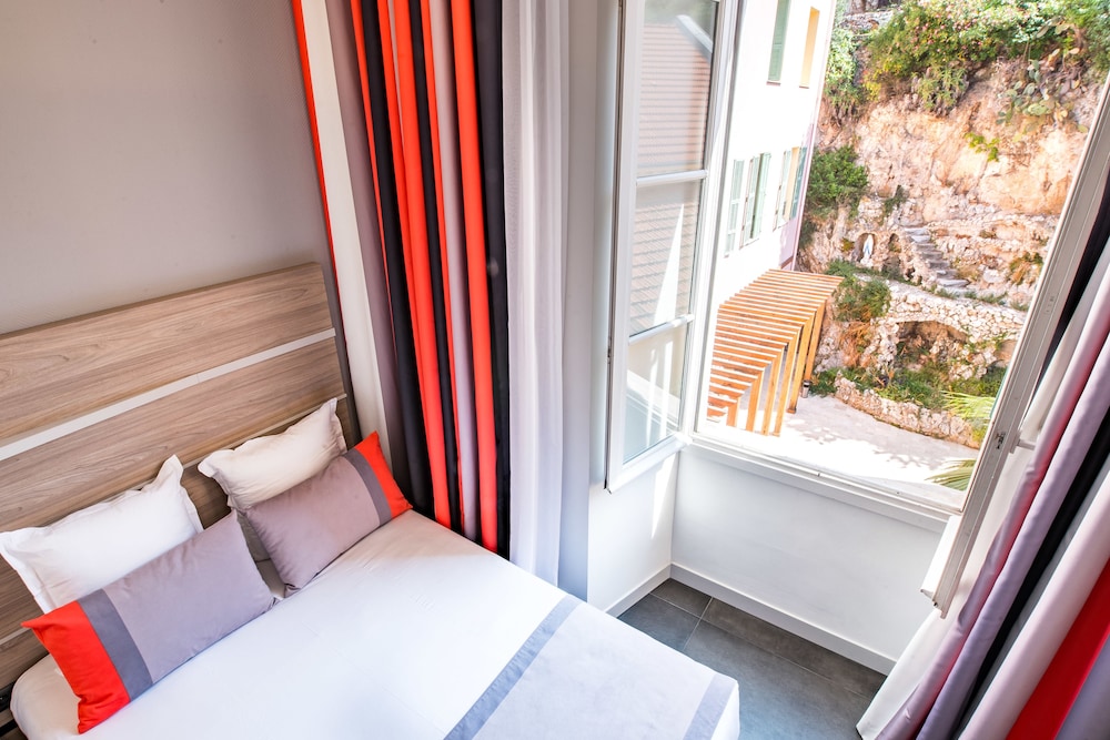Le Saint Paul Hotel 22/50