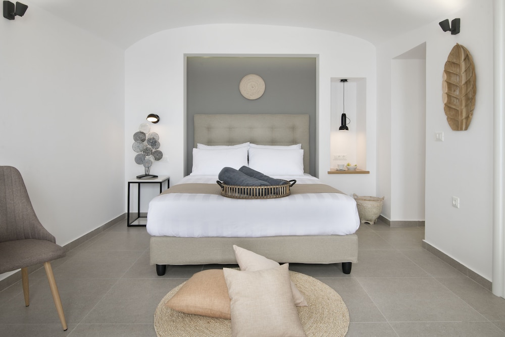 Symphony Suites Santorini 16/50