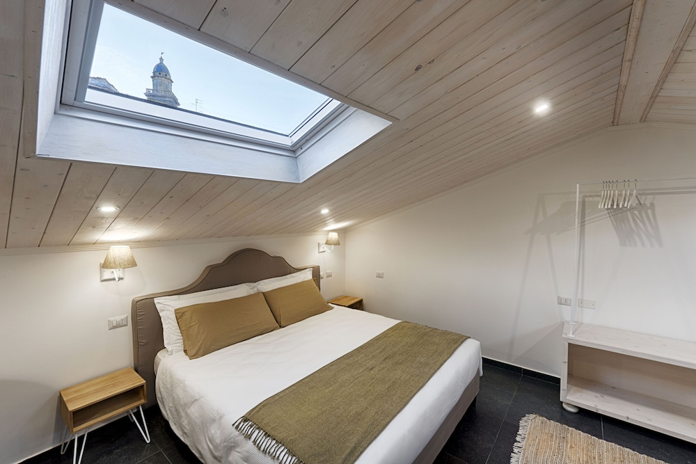 ECONOMY, ATTIC
