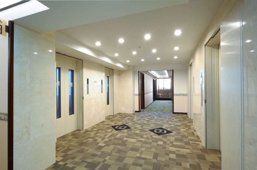 Toyoko Inn Narita Airport Shinkan 30/32