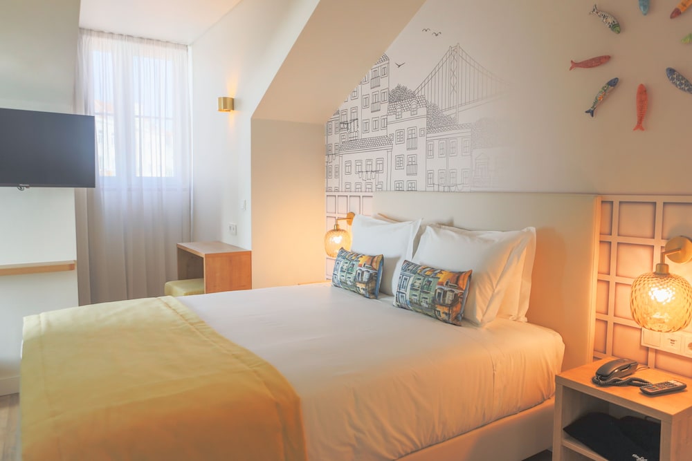 SUPERIOR, DOUBLE BED