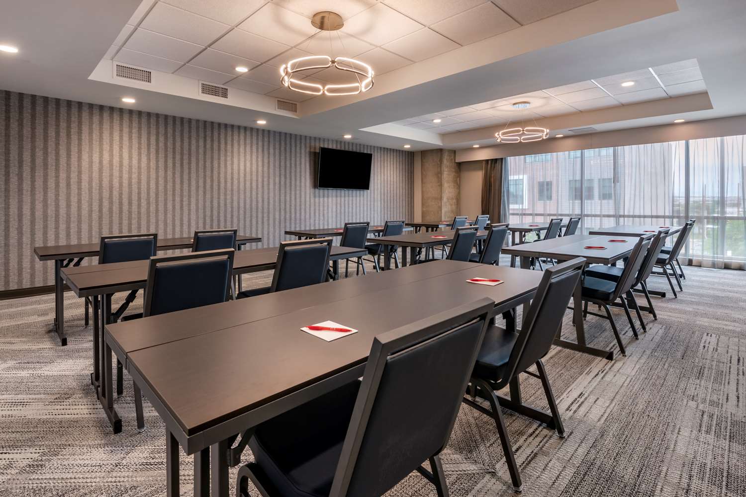 Vib Hotel by Best Western Denver RiNo 32/37