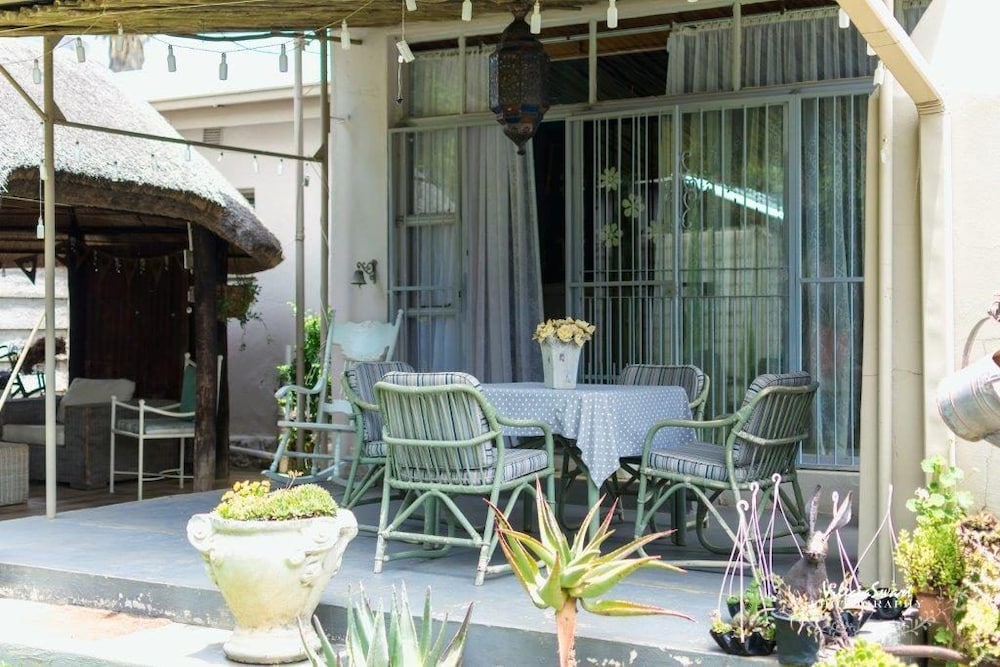 Mirabel Guesthouse 5/39