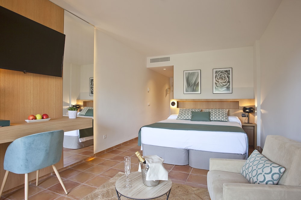 Mon Port Hotel & Spa Mallorca 26/78