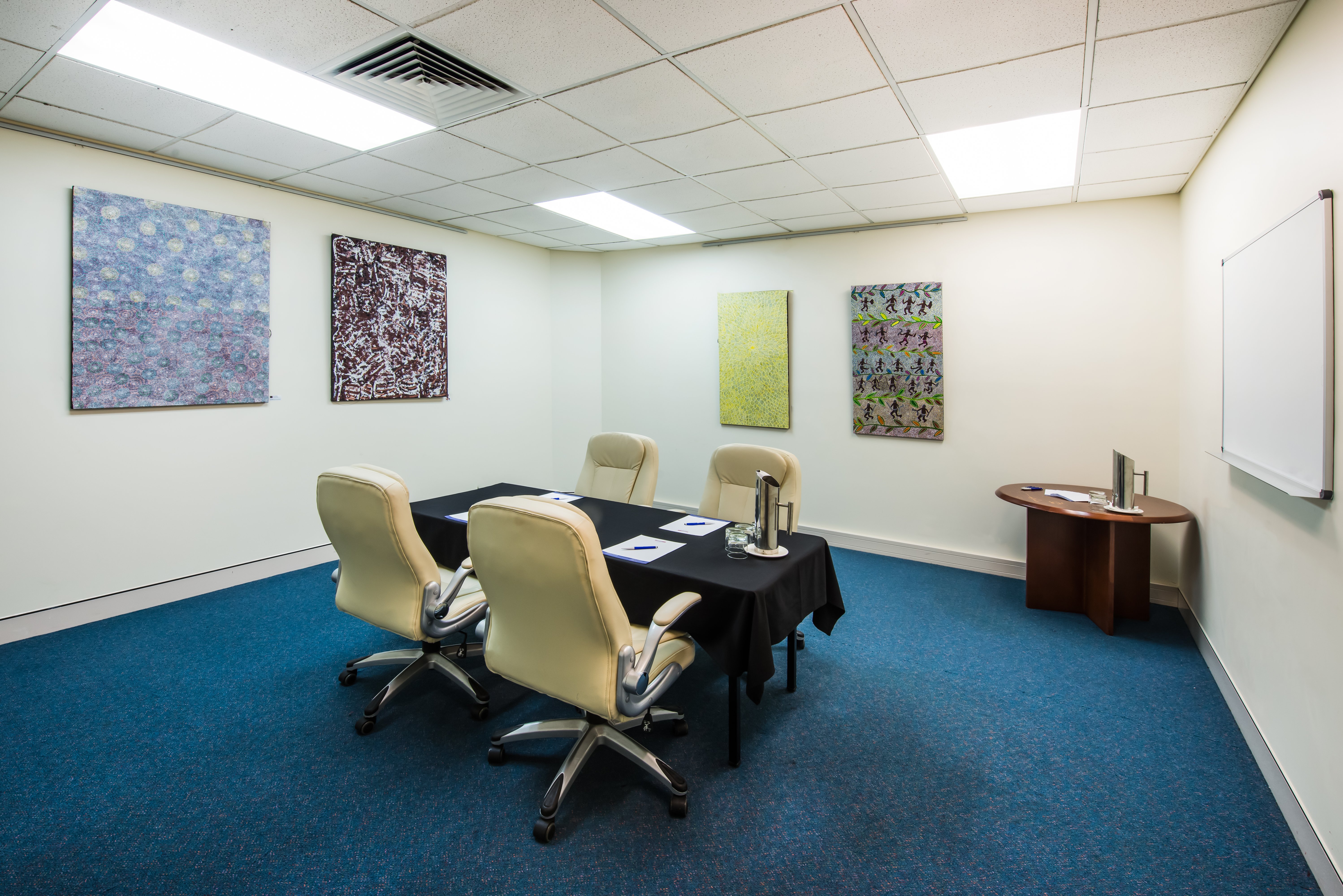 Crowne Plaza Alice Springs Lasseters 52/57