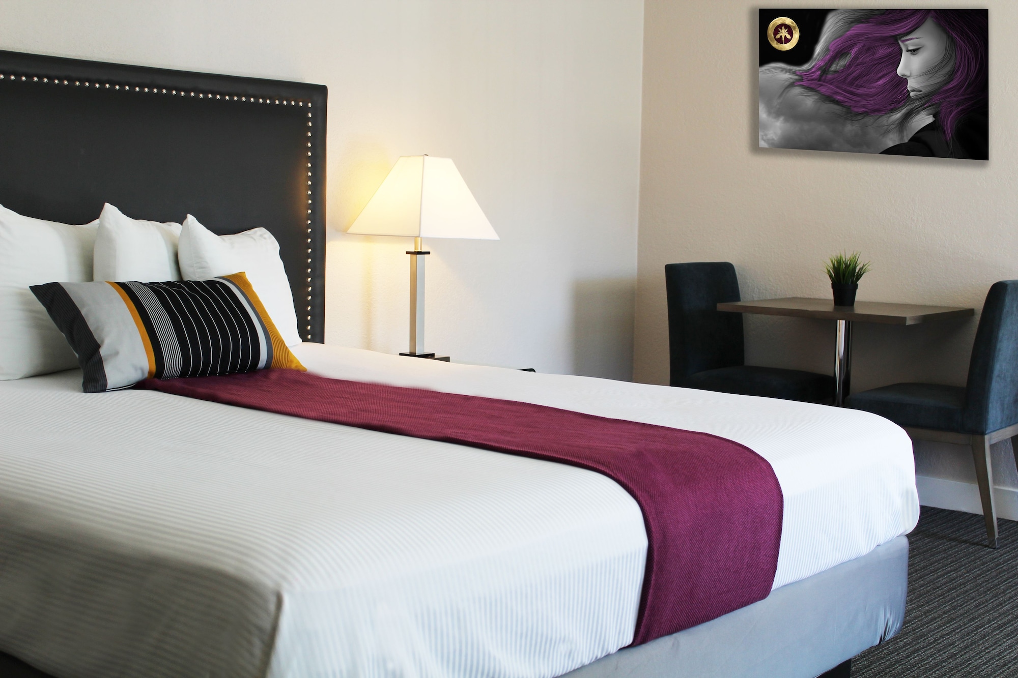 1 BEDROOM, STUDIO, SUITE, KITCHEN