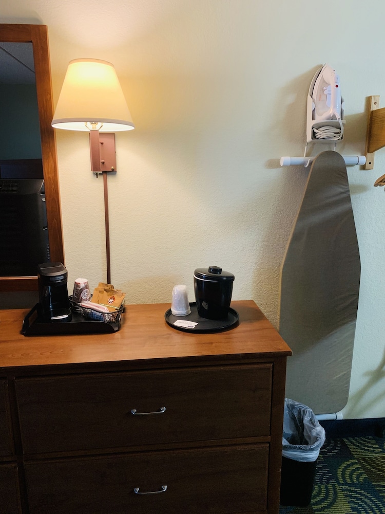 Americinn By Wyndham Kewanee 16/43