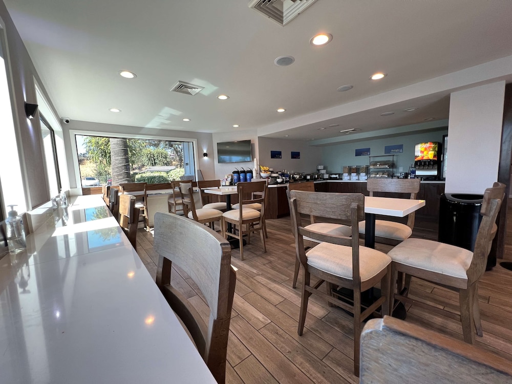 Best Western Shadow Inn 32/43