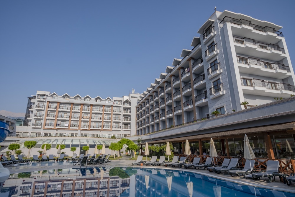 Fore Resort & Spa 7/57