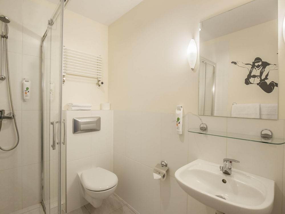 ibis Styles Warszawa West 71/71