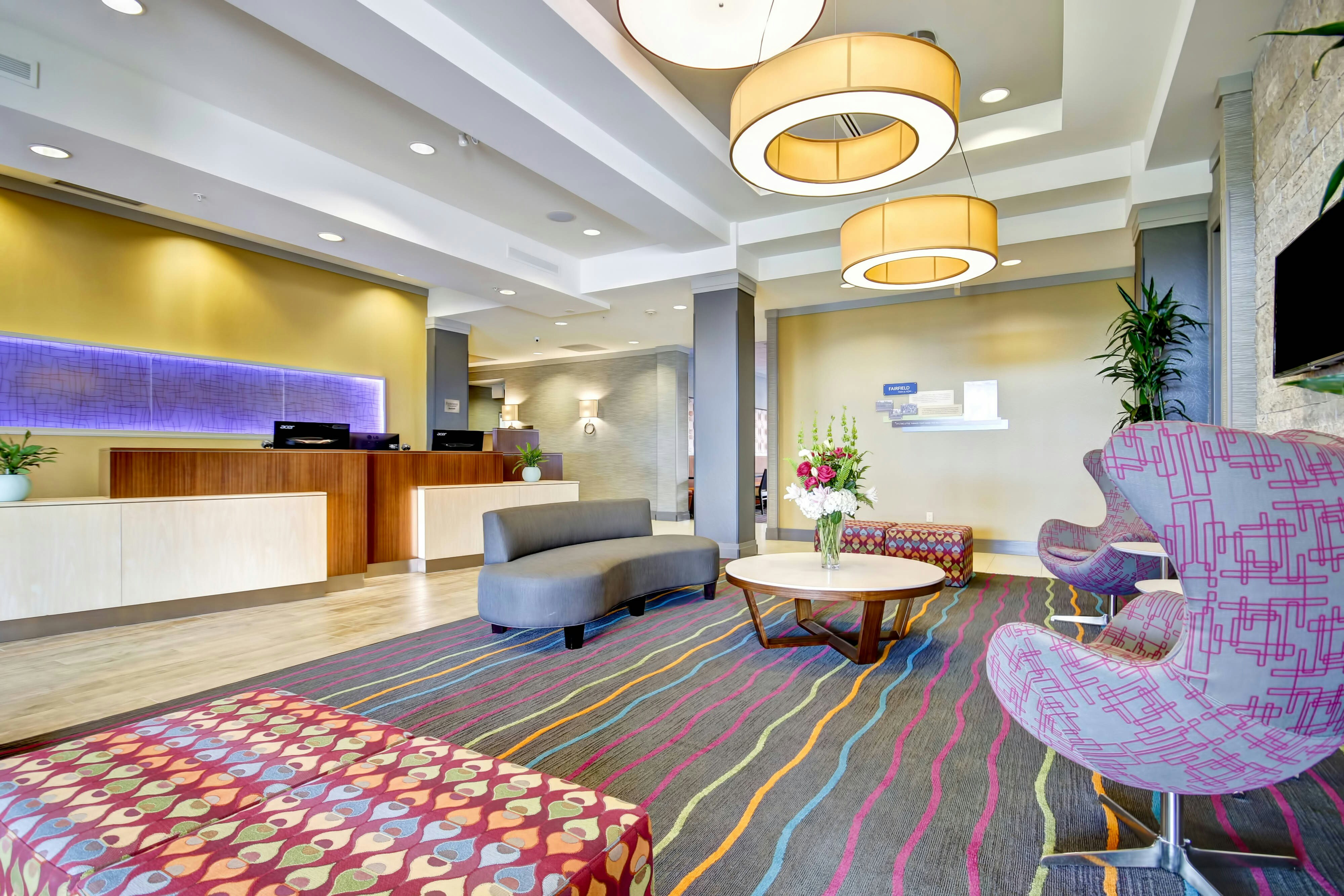 Lobby at Fairfield Inn and Suites by Marriott Guelph, GUELPH