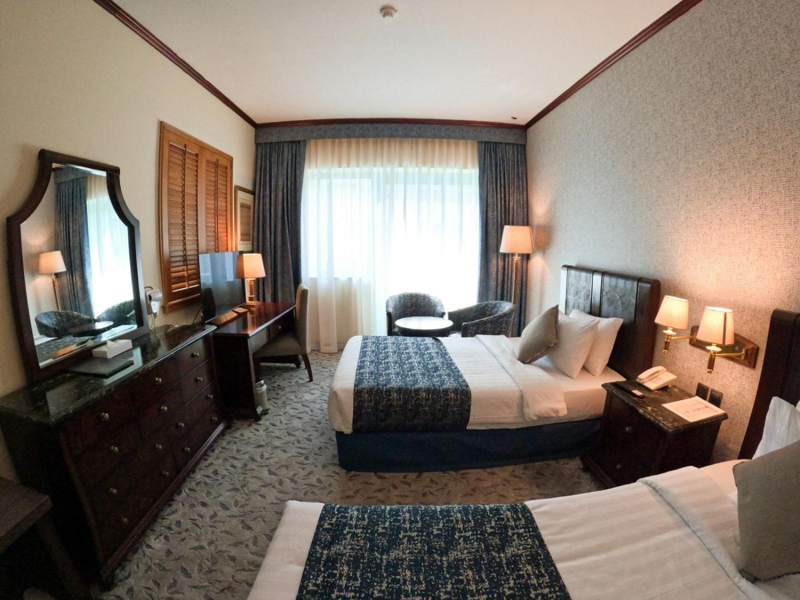 Knight Armour Hotel, Dubai