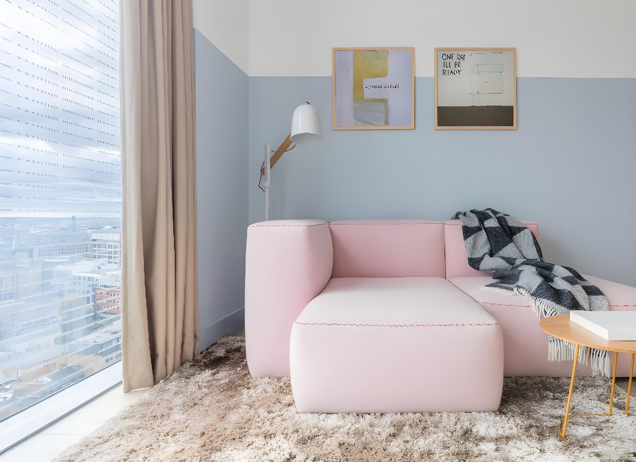 Suite, Apartment