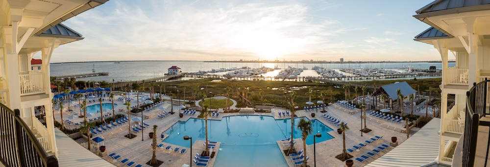 The Beach Club At Charleston Harbor Resort And Marina 15/48