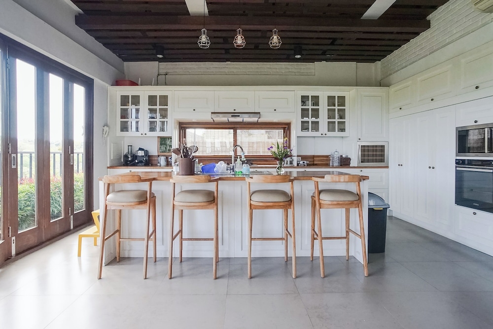 The Ocean Views Luxury Villas & Apartment by ZUZU 58/73