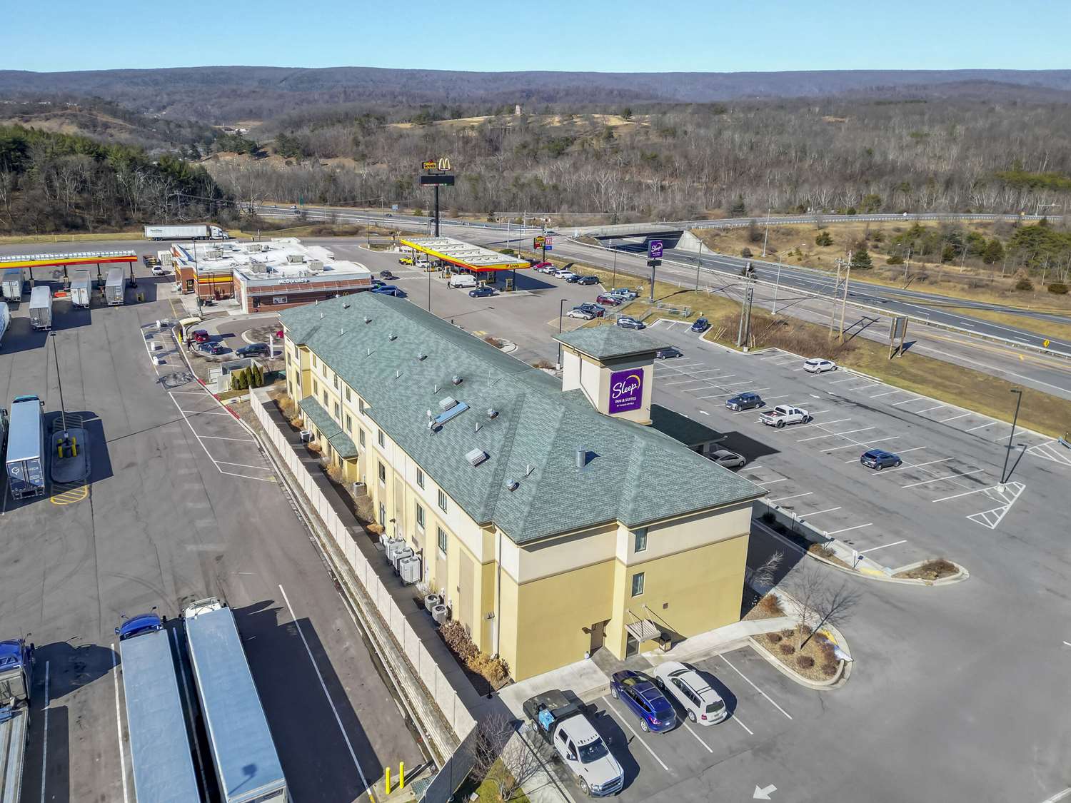 Sleep Inn & Suites Cumberland 51/53
