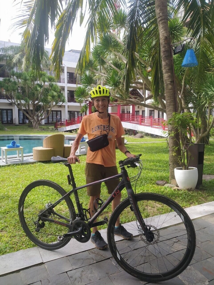 River Beach Resort and Residences 50/76