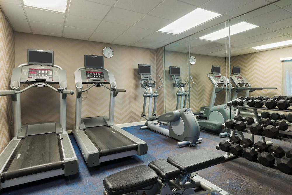 Residence Inn by Marriott Savannah Midtown 25/50
