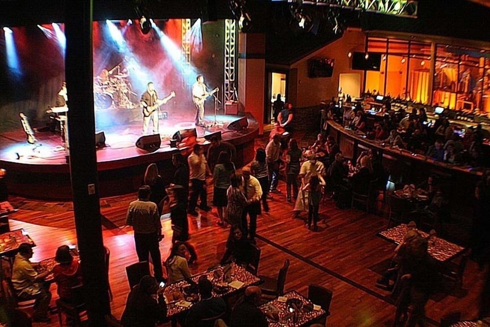 Lodge At Feather Falls Casino 36/49