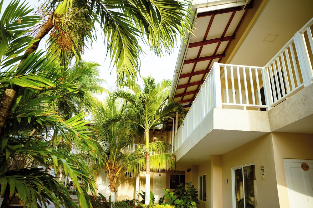 Hotel Isla Bonita 3/59