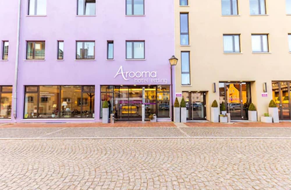 Hotel Arooma 6/47