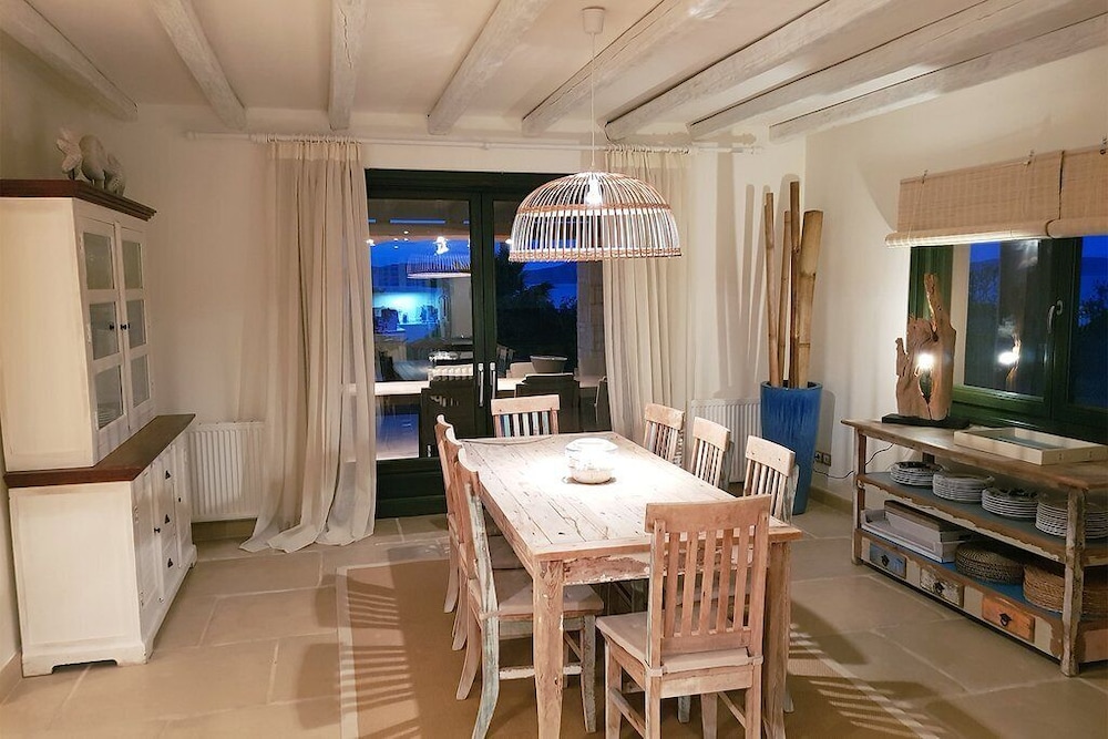Thermesea Luxury Lodge 48/68