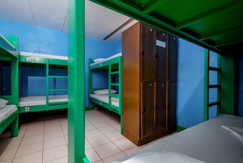 Stay Malate Hostel 48/59
