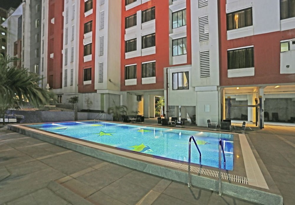 Keys Hotel Nestor 43/47