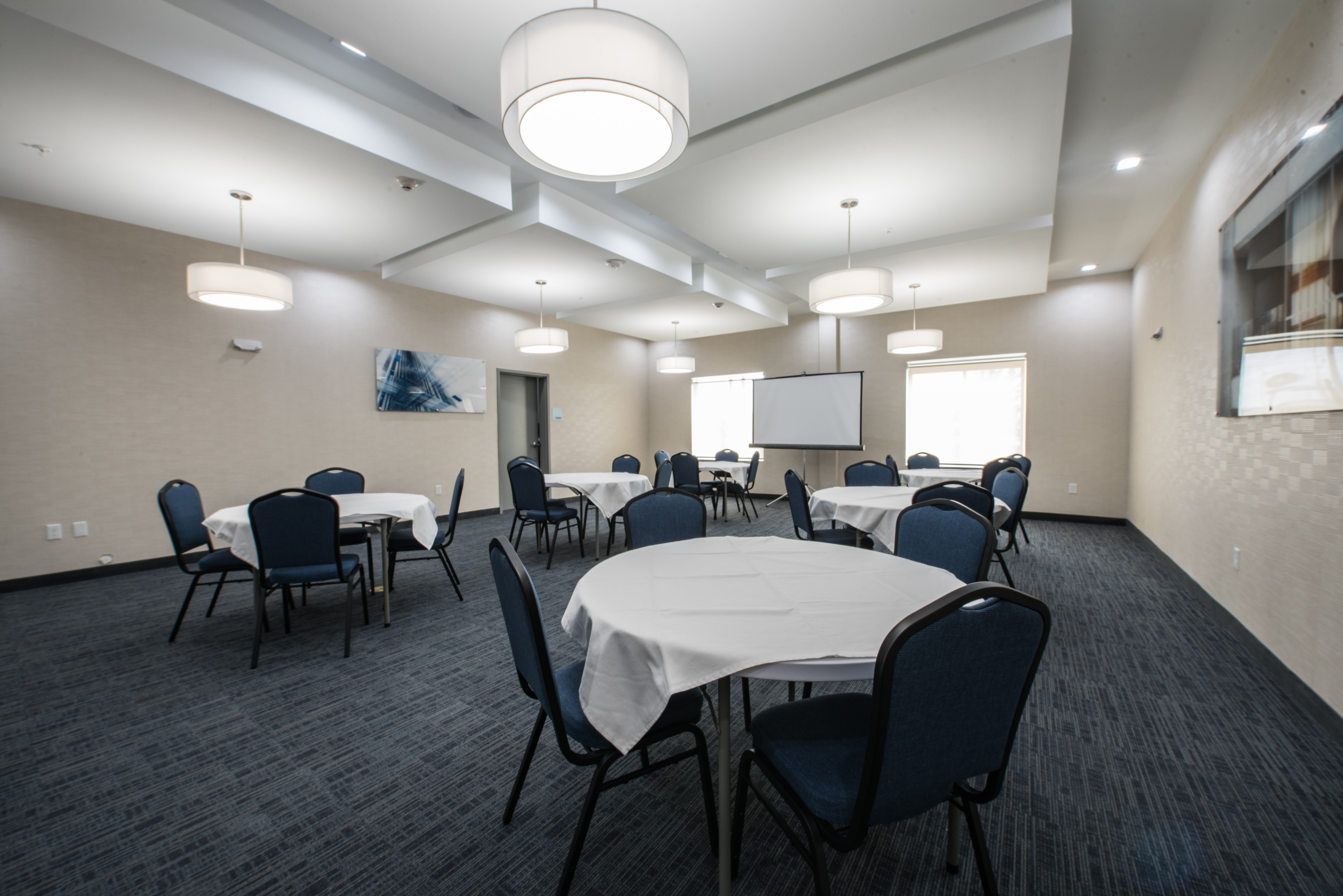 Holiday Inn Express Suites Houston Se Airport Area 62/71