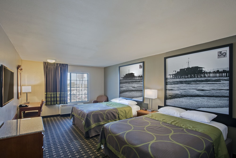 Hotel 39 Westminster 10/25