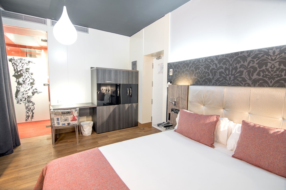 BASIC, DOUBLE BED