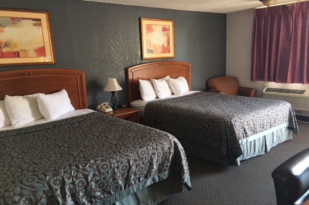 Executive Inn Hebbronville 21/43