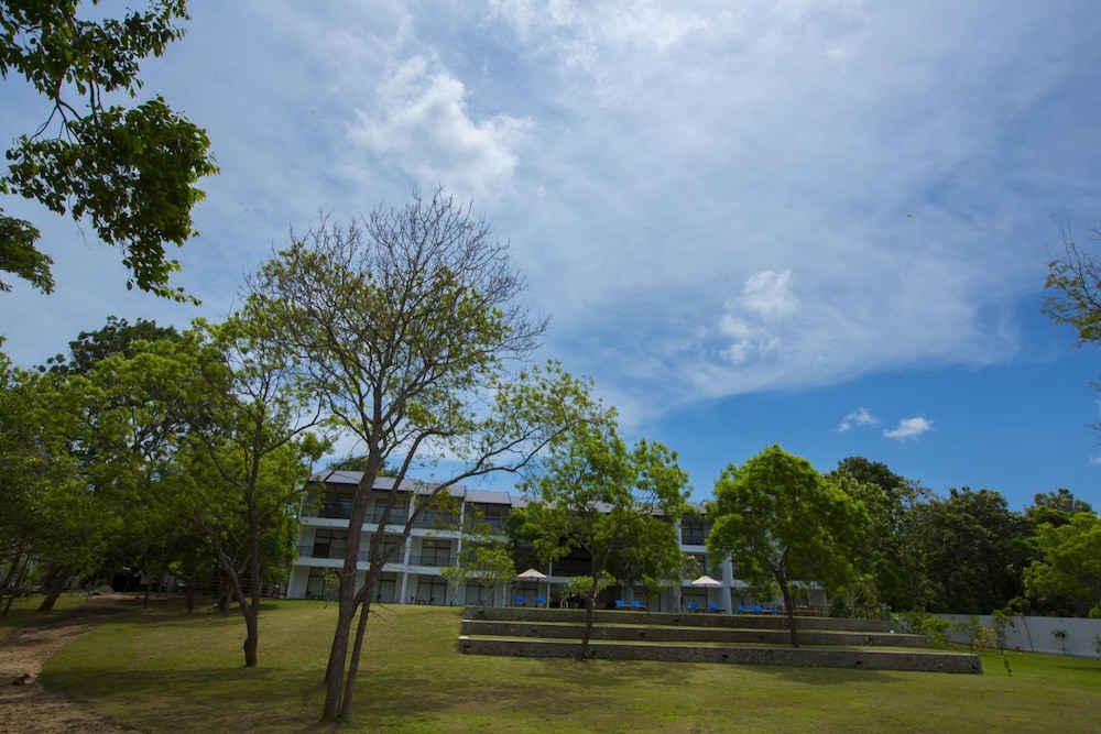 Grand Tamarind Lake Hotel 47/57