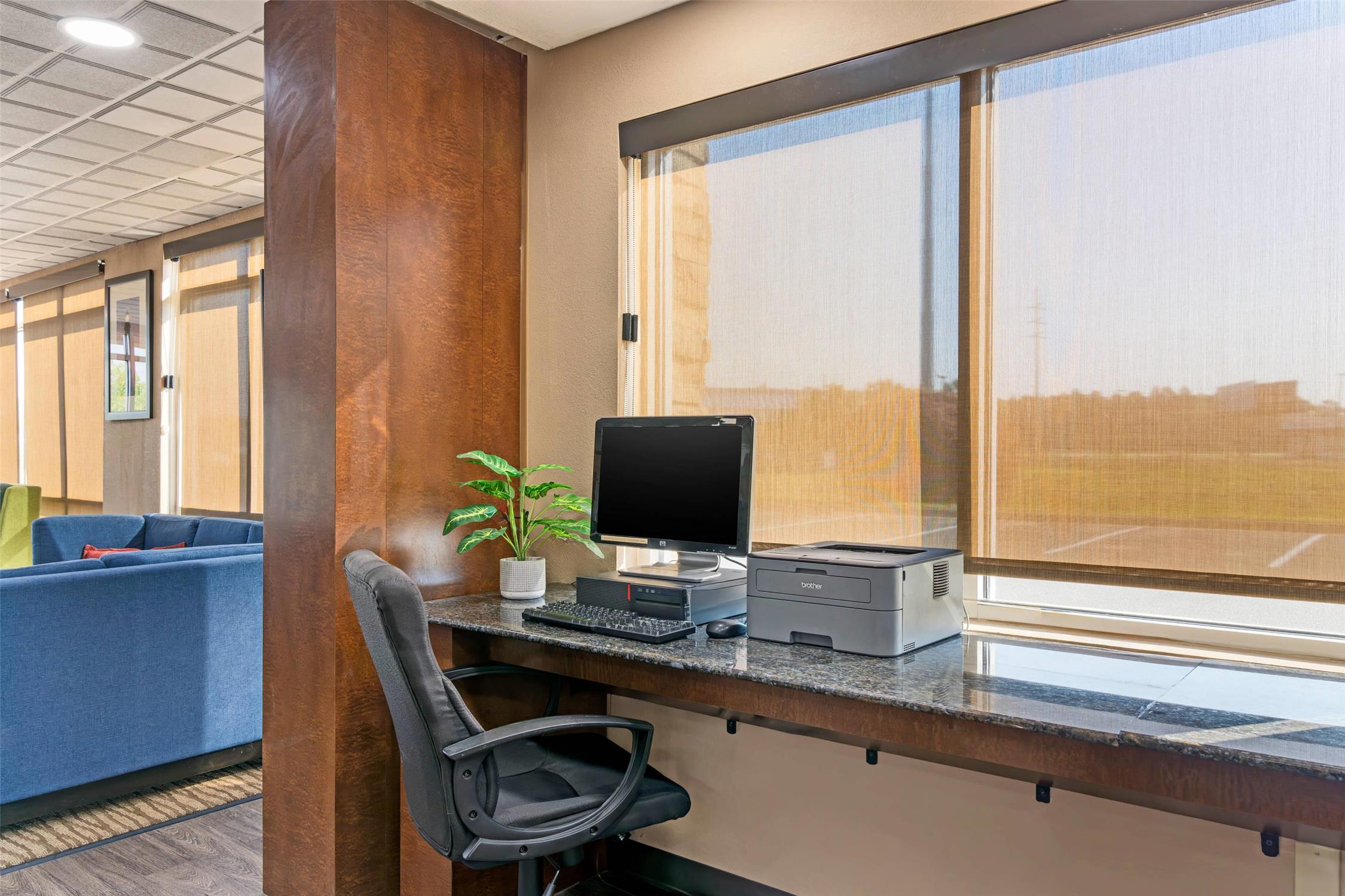 Comfort Suites Brunswick GA 37/44