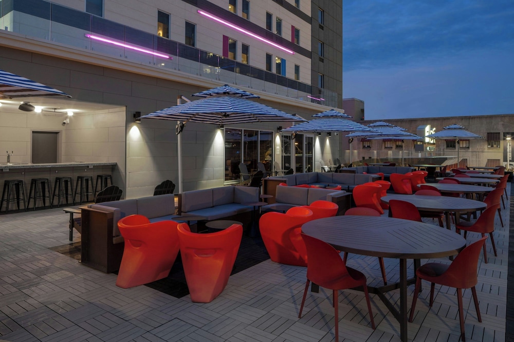 Aloft Memphis Downtown 34/51