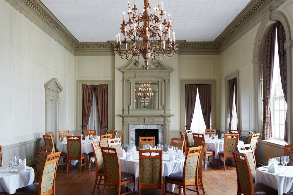 Club Quarters Hotel In Philadelphia 37/44