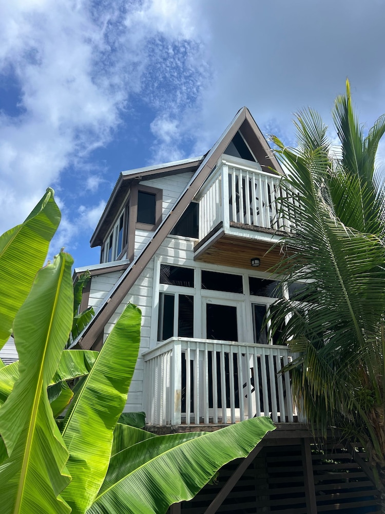 Sea Cliff Resort 1/50