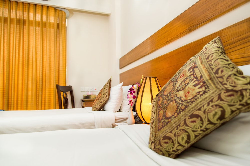 Dhaka Golden Inn 35/48
