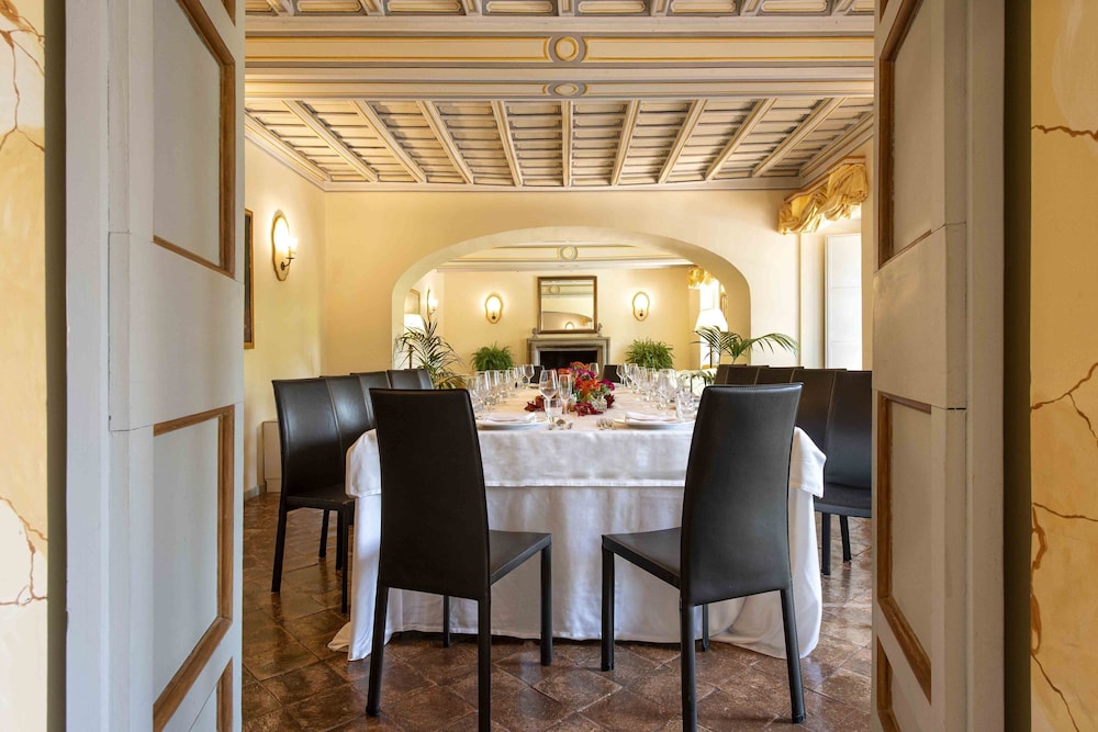 Grand Hotel Terme Di Stigliano 37/53