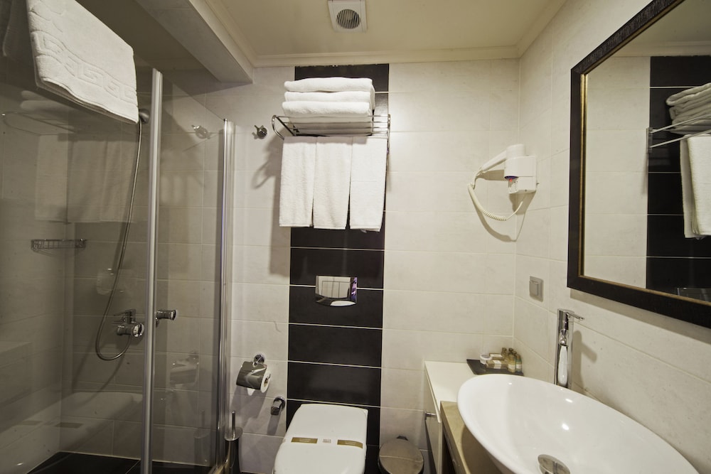 Delta Hotel Istanbul 24/72
